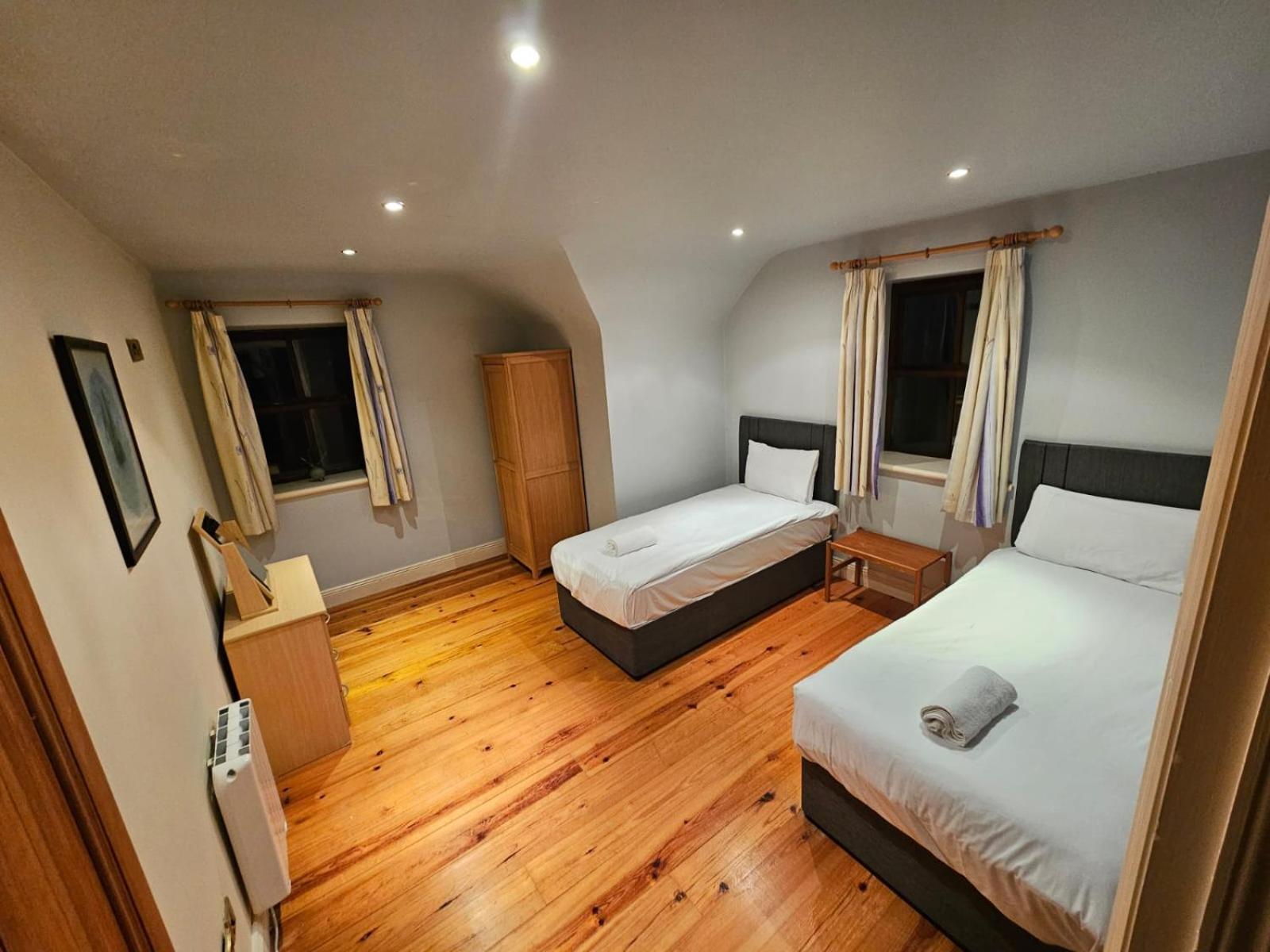3 Clos Na Feirme Three Bedroom House With Hot Tub Hébergement de vacances Galway